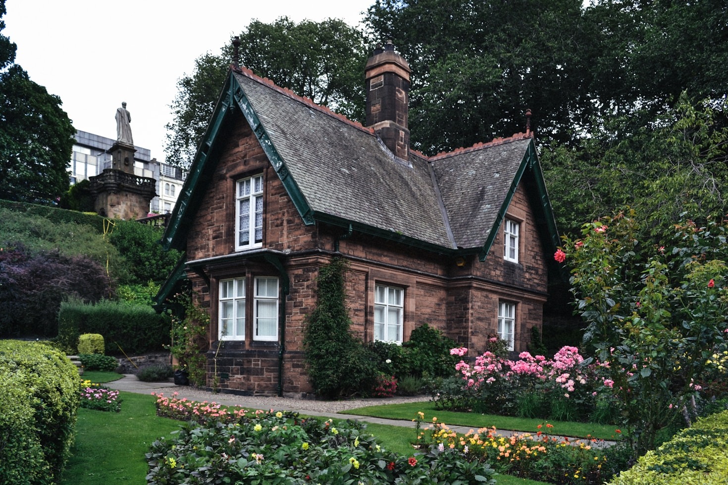 The Art of Transforming Houses into Homes